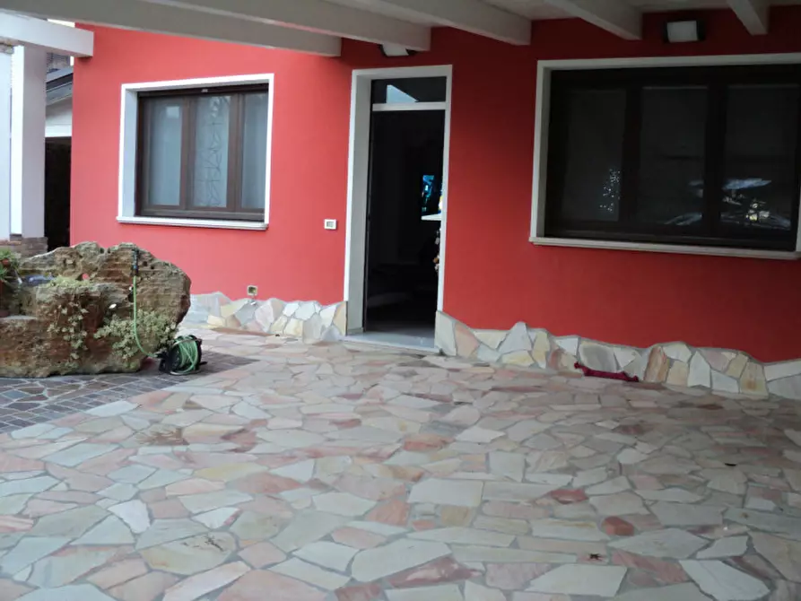 Immagine 3 di Casa bifamiliare in vendita  in VIA TRATTATI DI ROMA a Lagosanto