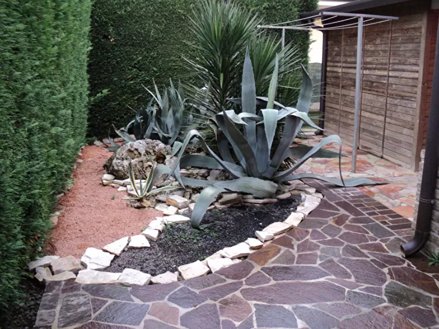 Immagine 8 di Casa bifamiliare in vendita  in VIA TRATTATI DI ROMA a Lagosanto