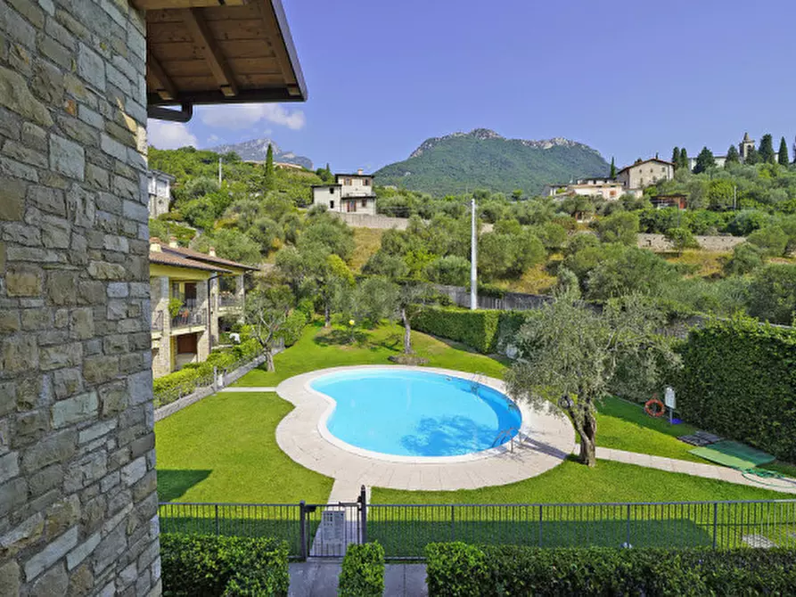 Immagine 1 di Appartamento in vendita  in Via Caldera 14 a Toscolano-Maderno