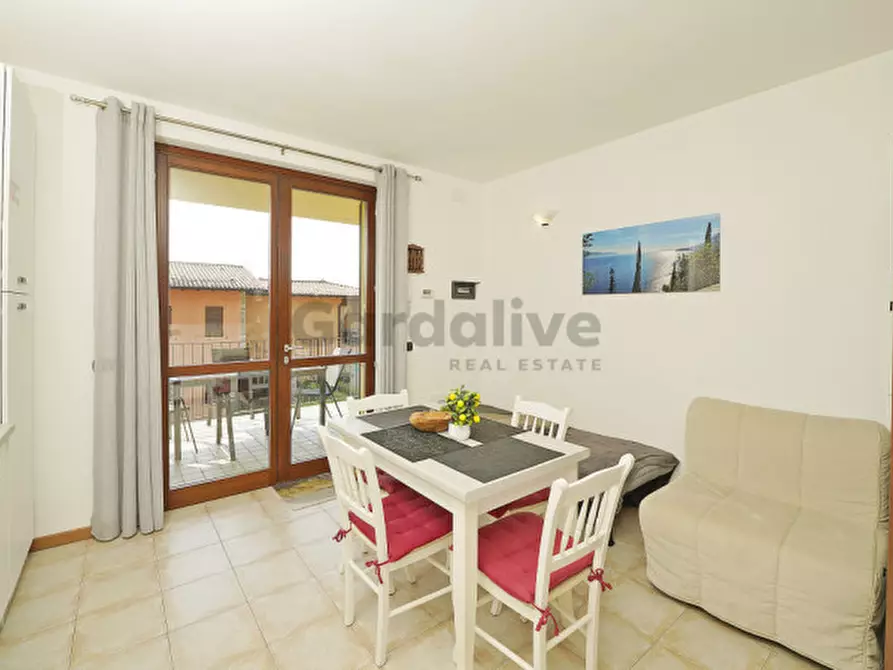 Immagine 2 di Appartamento in vendita  in Via Caldera 14 a Toscolano-Maderno