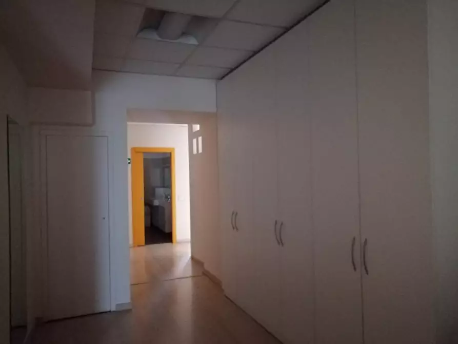 Immagine 11 di Ufficio in affitto  in VIALE GRAN SAN BERNARDO a Rozzano