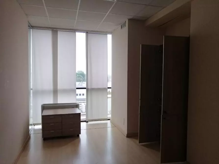 Immagine 19 di Ufficio in affitto  in VIALE GRAN SAN BERNARDO a Rozzano