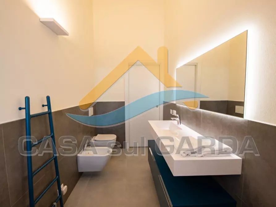 Immagine 6 di Villa in vendita  in Corso Giuseppe Garibaldi a Lonato del Garda