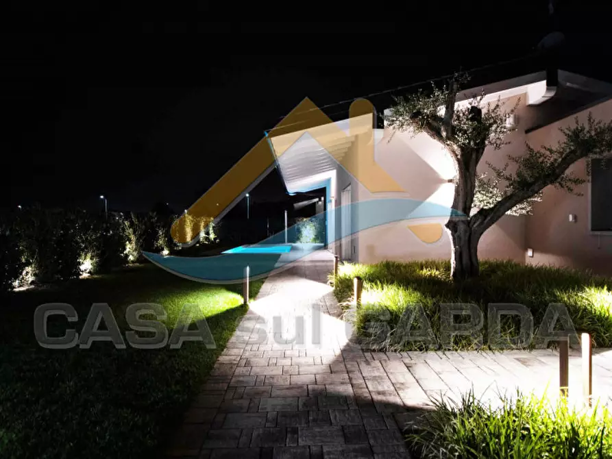 Immagine 12 di Villa in vendita  in Corso Giuseppe Garibaldi a Lonato del Garda