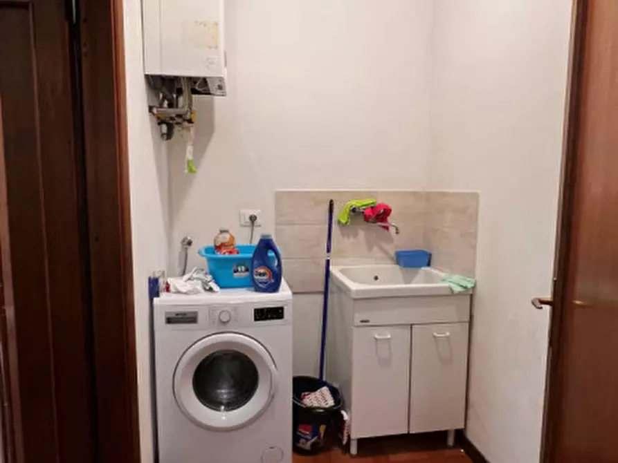 Immagine 12 di Appartamento in affitto  in via po a Montevarchi