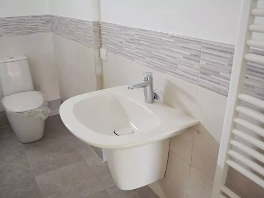 Immagine 17 di Appartamento in vendita  in via Cortusio a Padova