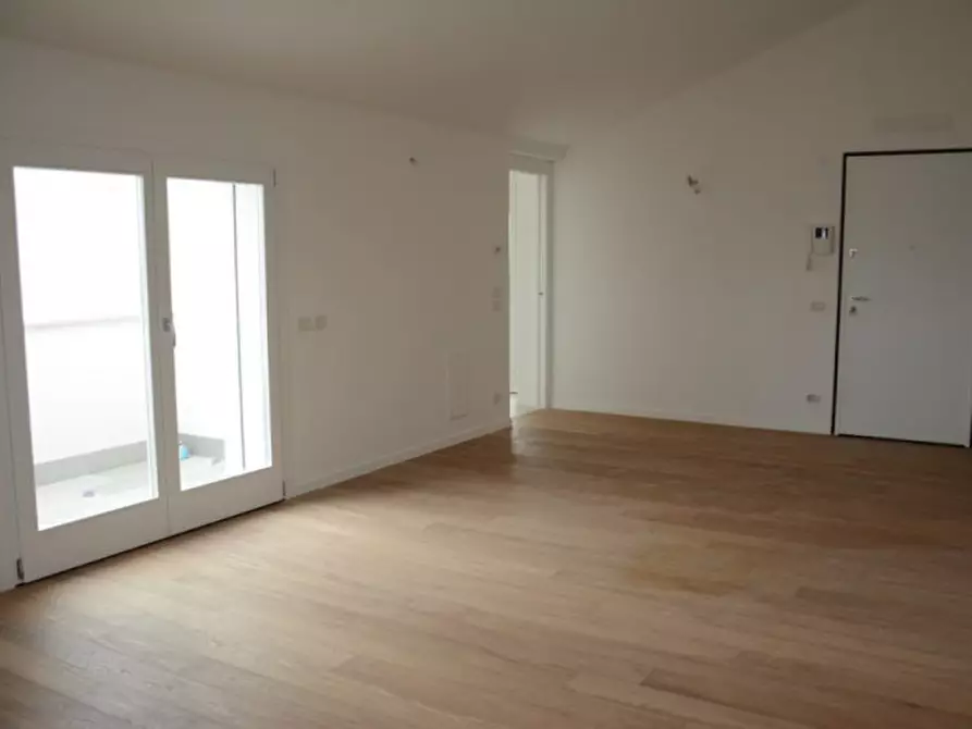 Immagine 20 di Appartamento in vendita  in via Cortusio a Padova