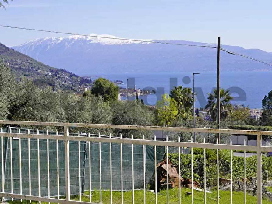 Immagine 9 di Villa in vendita  in Via Bocca di Croce 1 a Salò