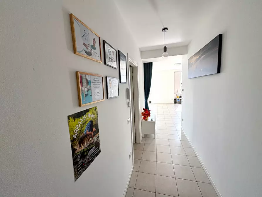 Immagine 11 di Ufficio in affitto  in viale Miramare 15 a Trieste