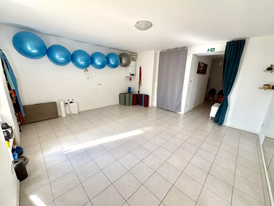 Immagine 13 di Ufficio in affitto  in viale Miramare 15 a Trieste