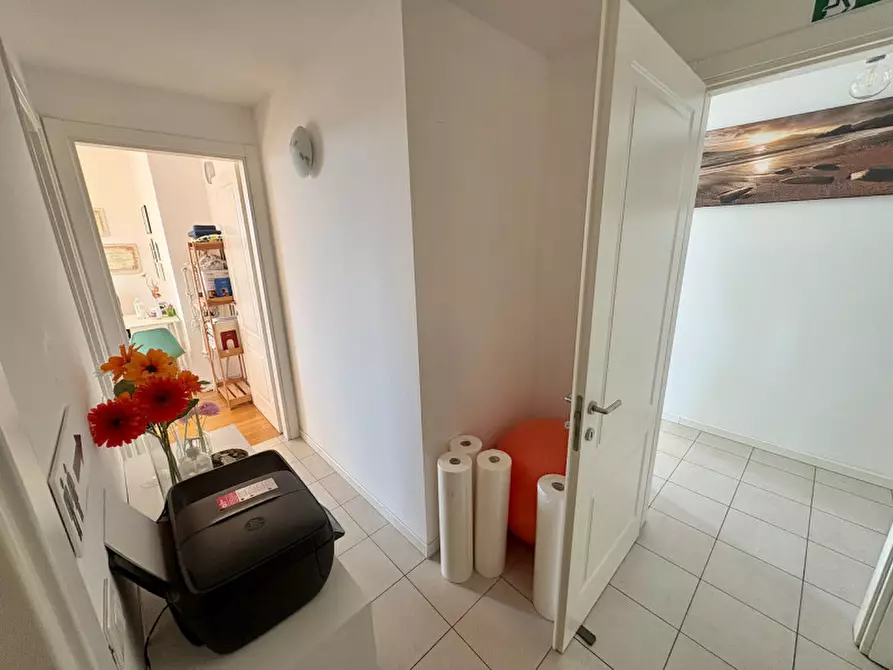 Immagine 25 di Ufficio in affitto  in viale Miramare 15 a Trieste