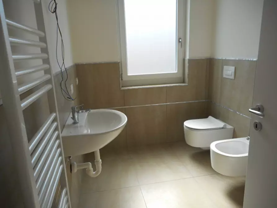 Immagine 6 di Casa bifamiliare in vendita  in Via Chiesa a Monticello Conte Otto