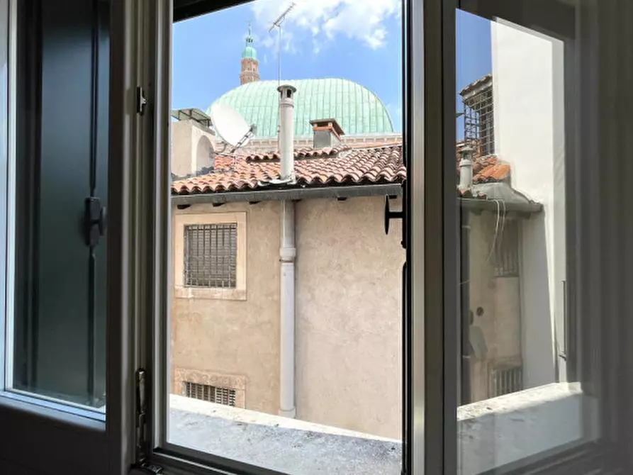 Immagine 15 di Appartamento in affitto  in Contrà Do Rode 8 a Vicenza