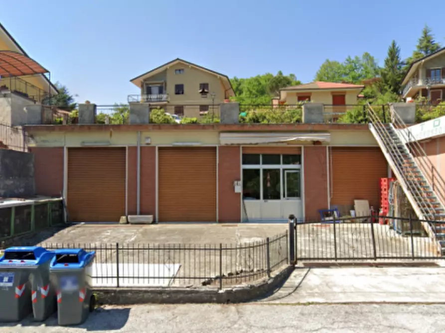 Immagine 8 di Capannone industriale in vendita  a Montoggio