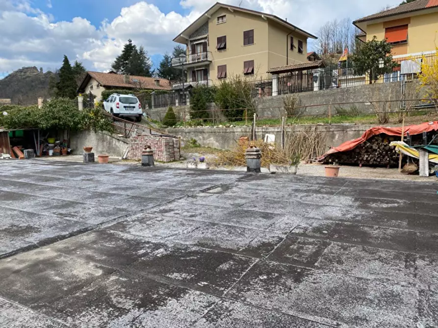 Immagine 20 di Capannone industriale in vendita  a Montoggio