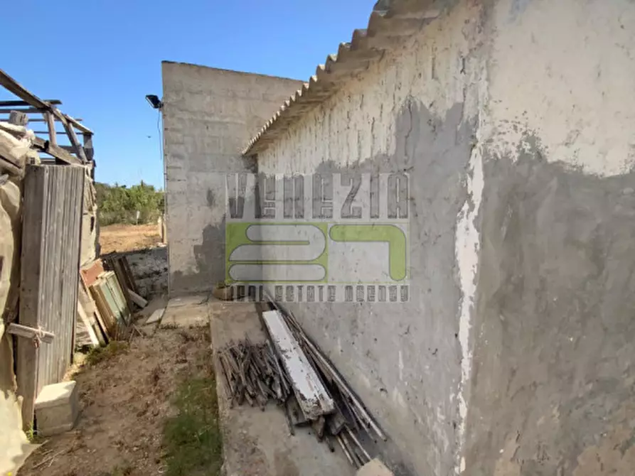 Immagine 3 di Rustico / casale in vendita  in condrada chiaramiraro cuffara a Portopalo Di Capo Passero