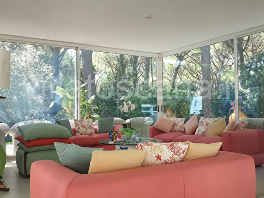 Immagine 5 di Villa in vendita  in Roccamare a Castiglione Della Pescaia