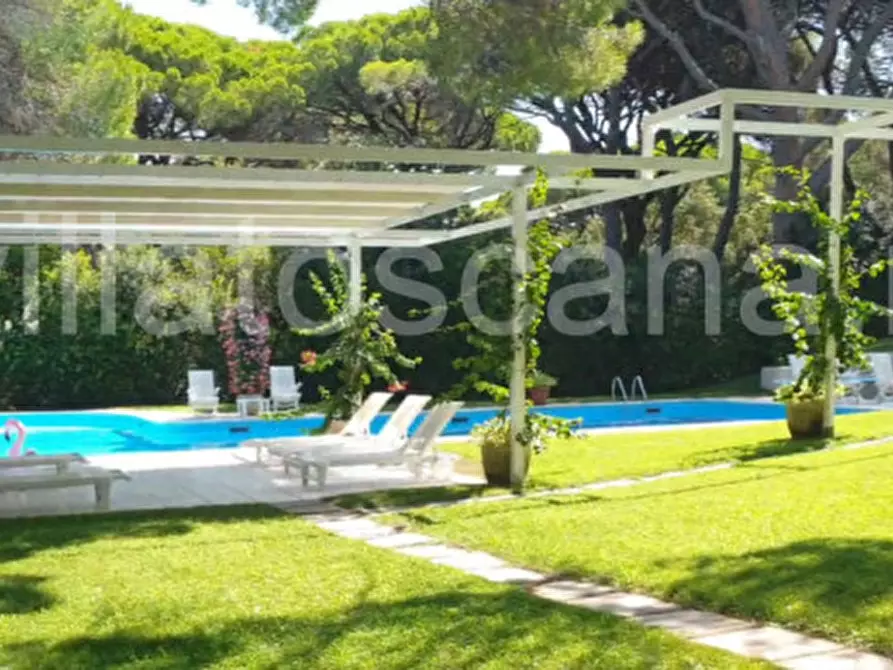 Immagine 7 di Villa in vendita  in Roccamare a Castiglione Della Pescaia