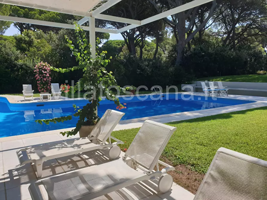 Immagine 9 di Villa in vendita  in Roccamare a Castiglione Della Pescaia