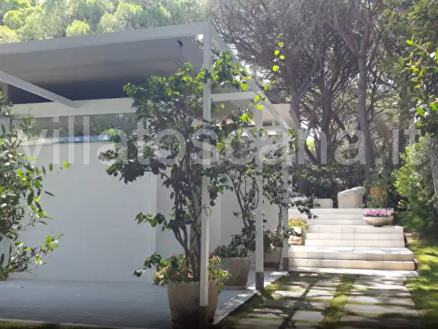 Immagine 14 di Villa in vendita  in Roccamare a Castiglione Della Pescaia
