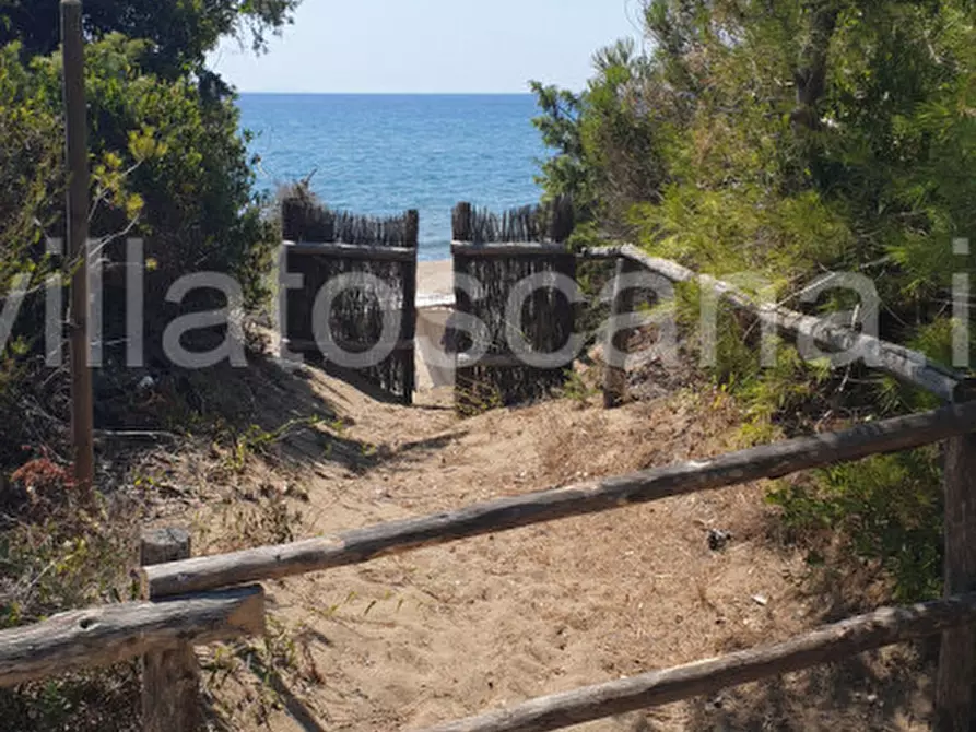 Immagine 26 di Villa in vendita  in Roccamare a Castiglione Della Pescaia