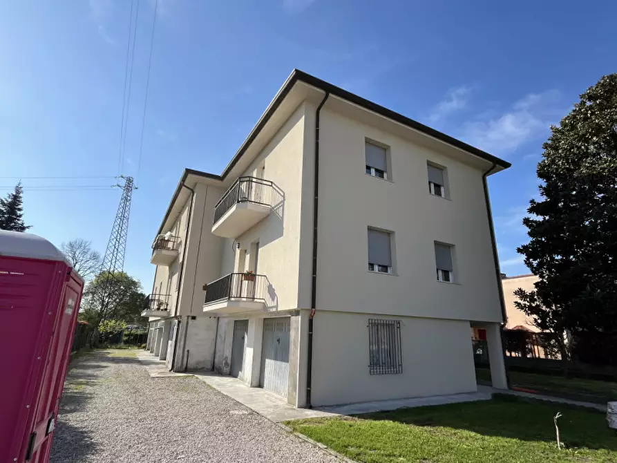 Immagine 1 di Appartamento in vendita  in Via Roma a Sossano