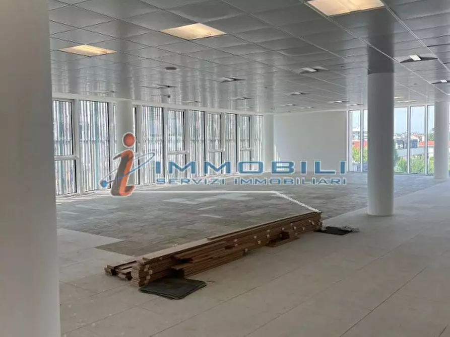 Immagine 6 di Ufficio in affitto  in PIAZZALE ACCURSIO FRANCESCO a Milano