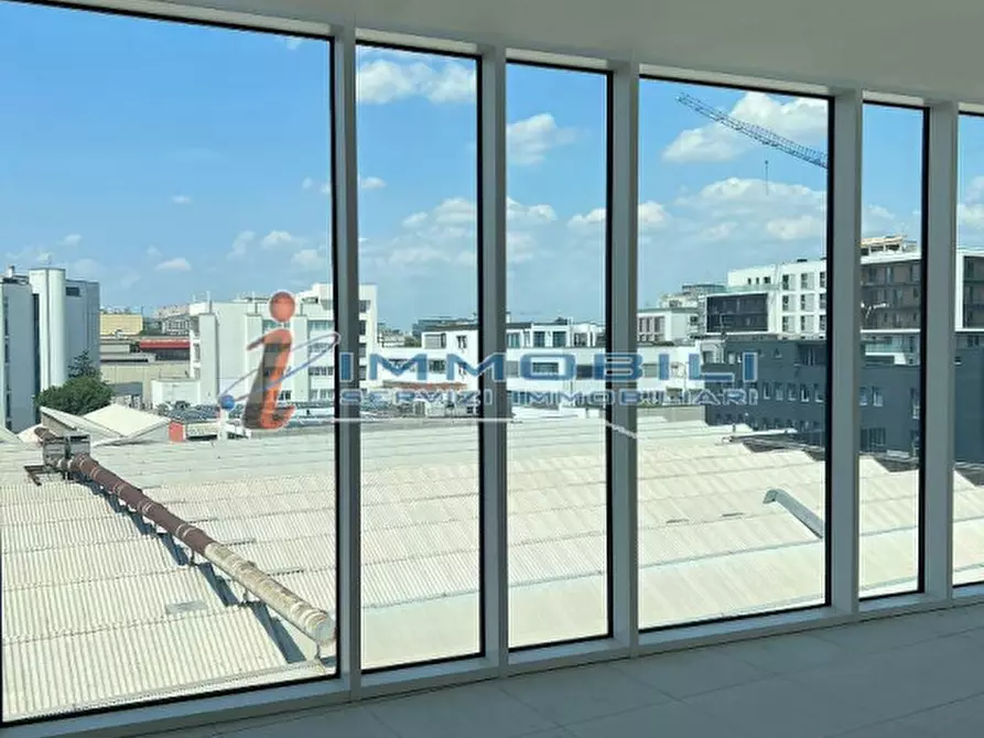 Immagine 11 di Ufficio in affitto  in PIAZZALE ACCURSIO FRANCESCO a Milano