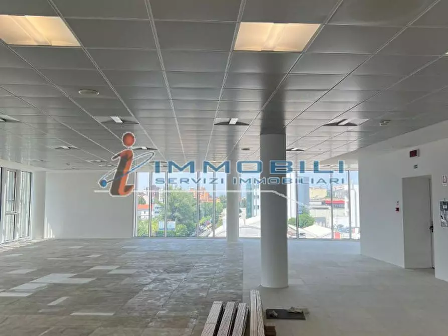 Immagine 13 di Ufficio in affitto  in PIAZZALE ACCURSIO FRANCESCO a Milano