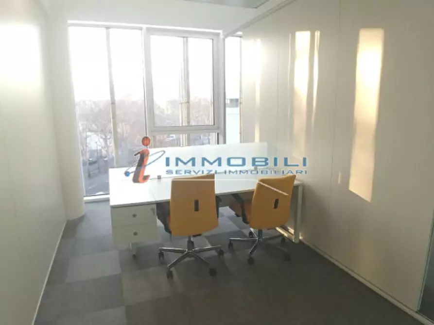 Immagine 23 di Ufficio in affitto  in PIAZZALE ACCURSIO FRANCESCO a Milano
