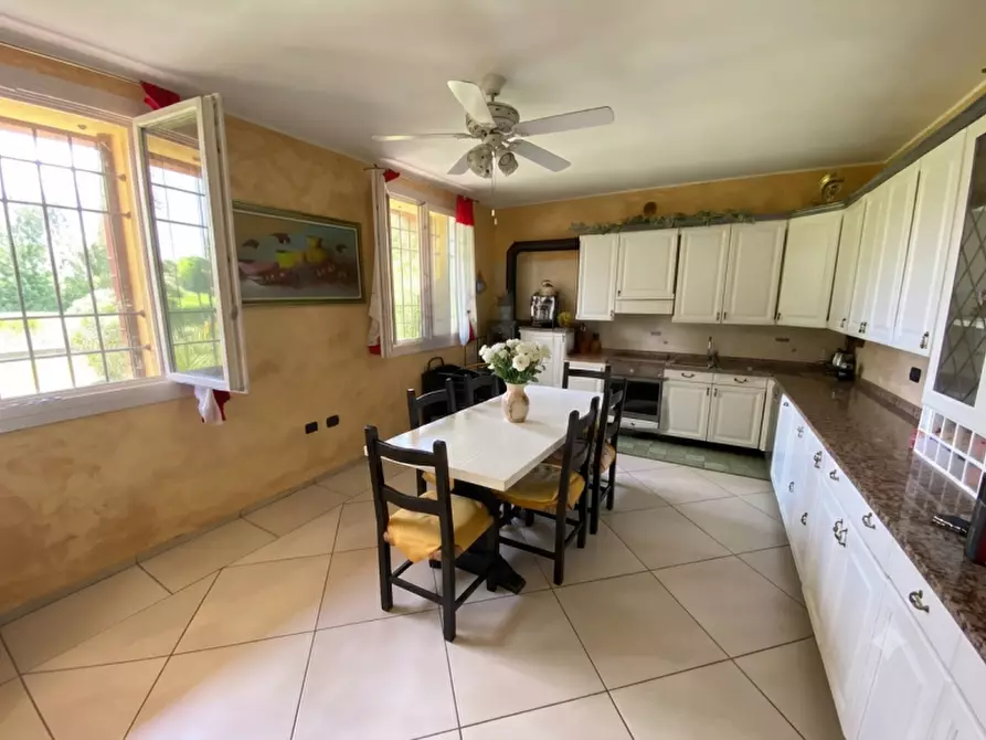 Immagine 6 di Casa indipendente in vendita  in Via Piero Maroncelli a Albignasego