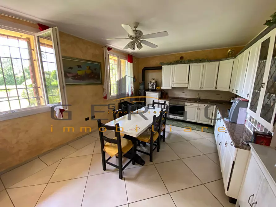 Immagine 8 di Casa indipendente in vendita  in Via Piero Maroncelli a Albignasego
