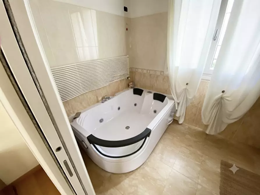 Immagine 10 di Casa indipendente in vendita  in Via Piero Maroncelli a Albignasego