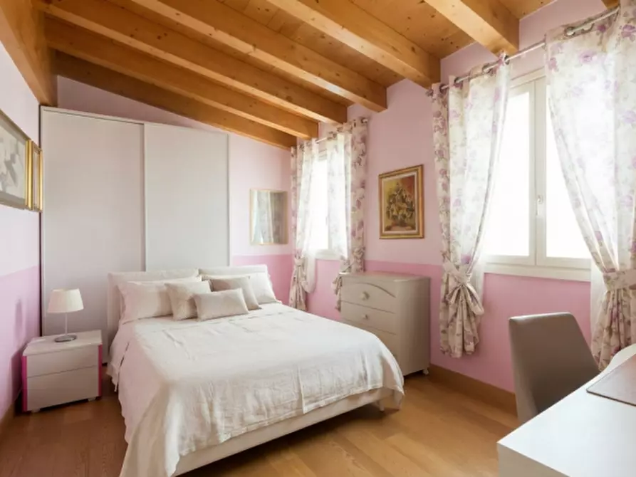 Immagine 11 di Casa indipendente in vendita  in Via Piero Maroncelli a Albignasego