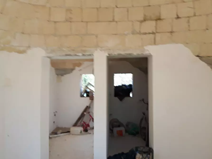 Immagine 11 di Rustico / casale in vendita  in C.da La Chiusa a Ostuni