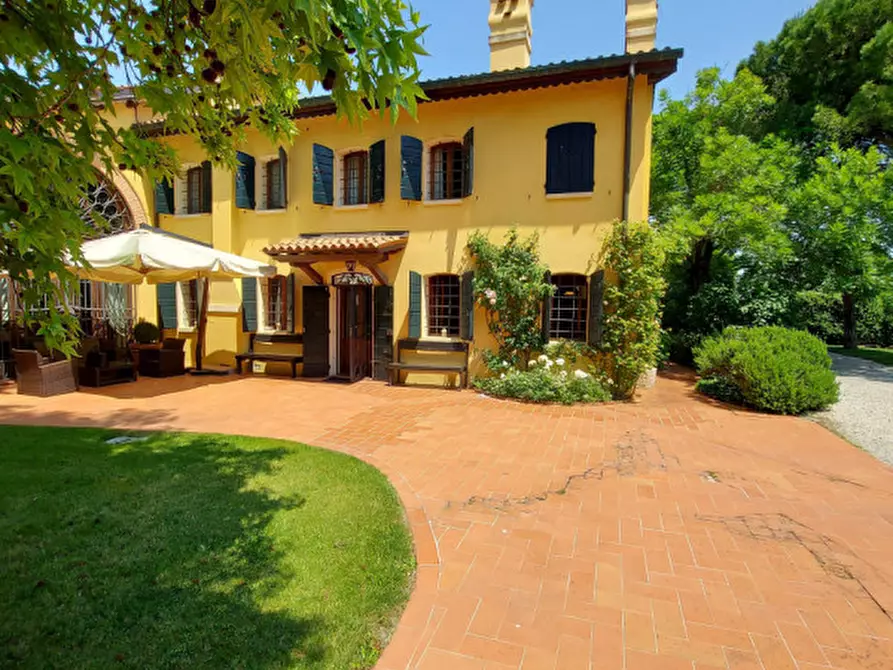 Immagine 7 di Villa in vendita  a Montegrotto Terme