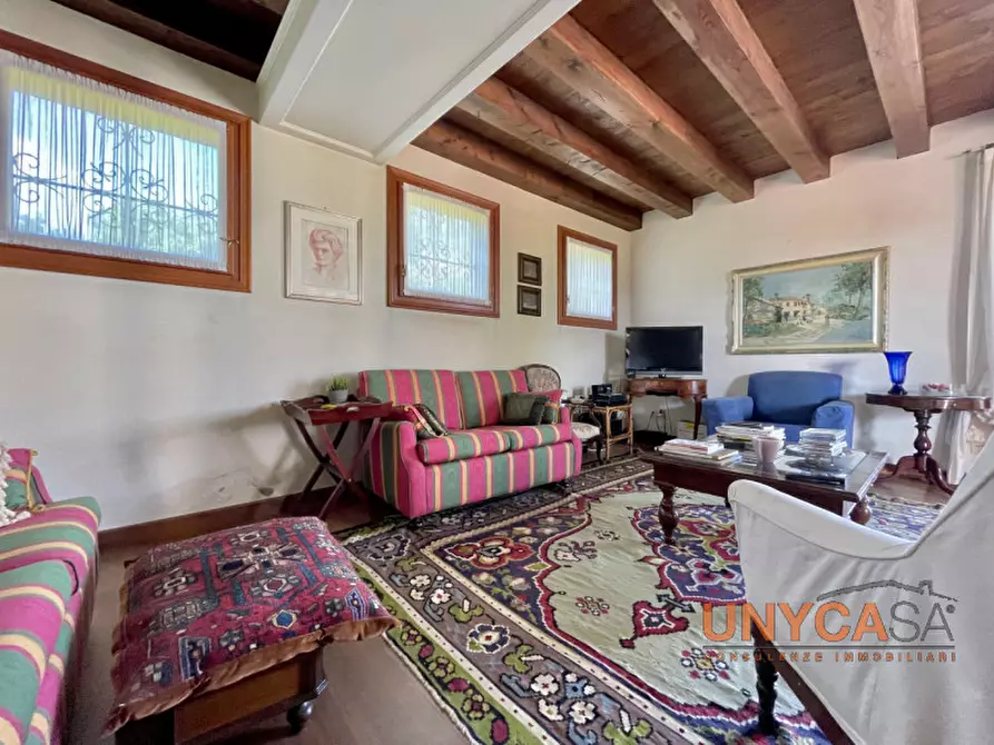 Immagine 2 di Rustico / casale in vendita  in Via 4 Novembre a Abano Terme