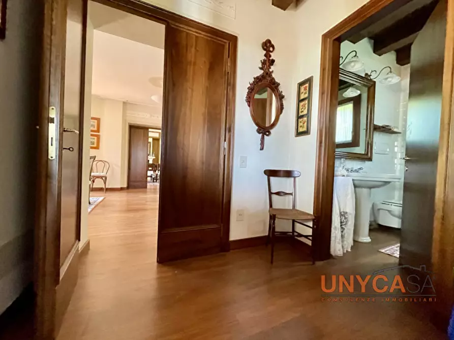 Immagine 5 di Rustico / casale in vendita  in Via 4 Novembre a Abano Terme