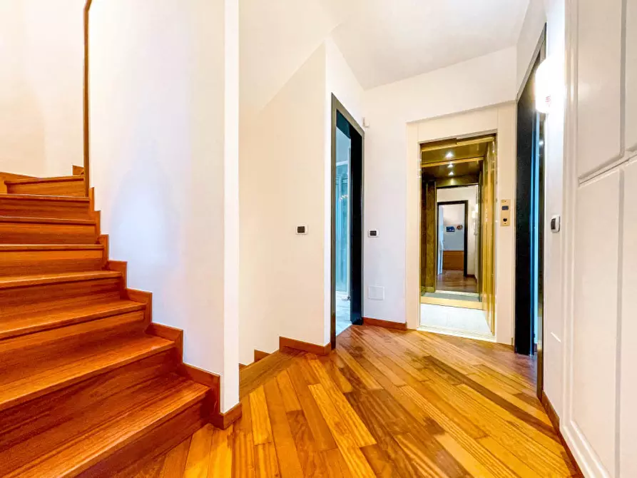 Immagine 14 di Casa indipendente in vendita  in via Bersani 23 a Orta San Giulio