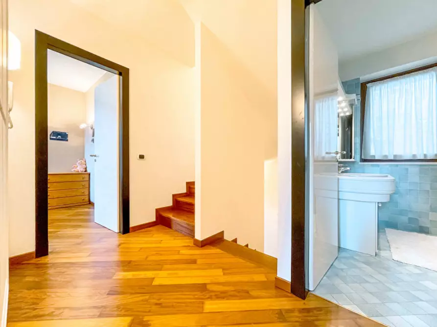 Immagine 17 di Casa indipendente in vendita  in via Bersani 23 a Orta San Giulio