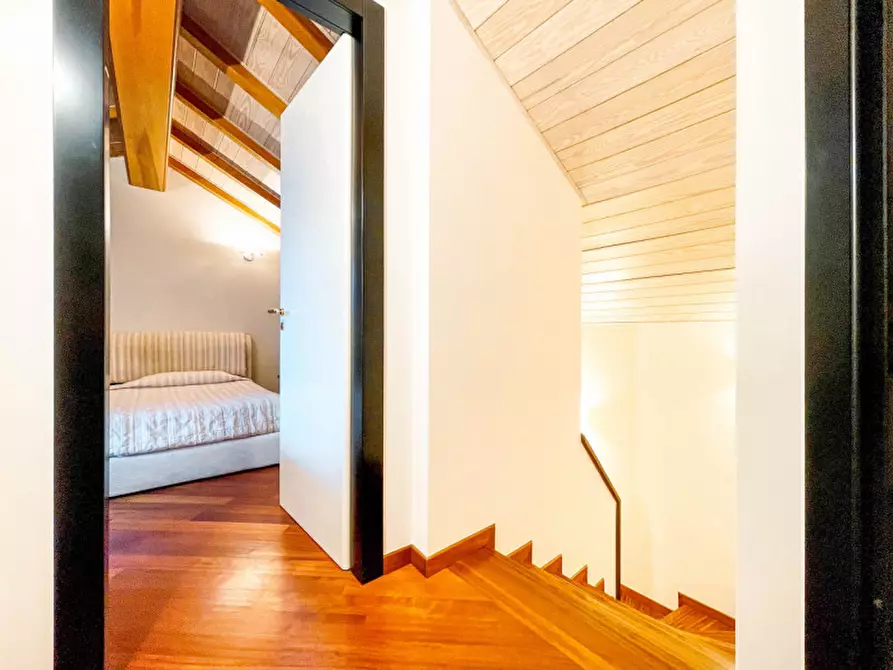 Immagine 19 di Casa indipendente in vendita  in via Bersani 23 a Orta San Giulio