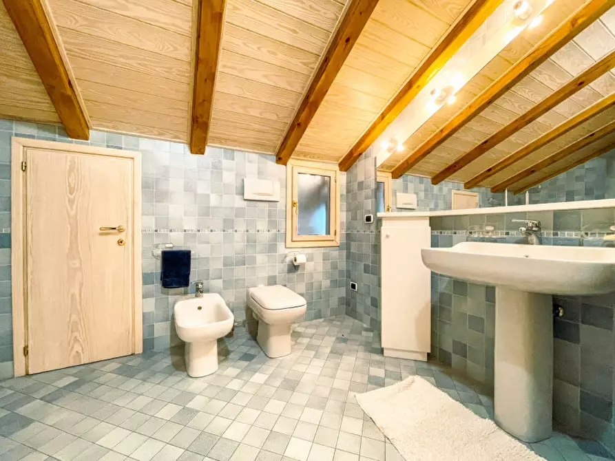 Immagine 21 di Casa indipendente in vendita  in via Bersani 23 a Orta San Giulio