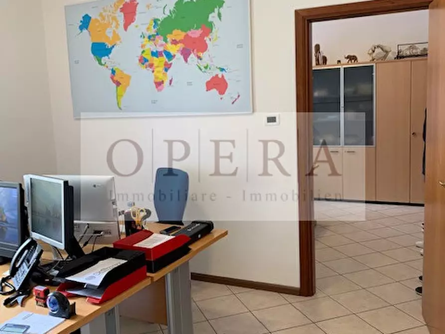 Immagine 10 di Ufficio in vendita  in Corso Italia a Bolzano