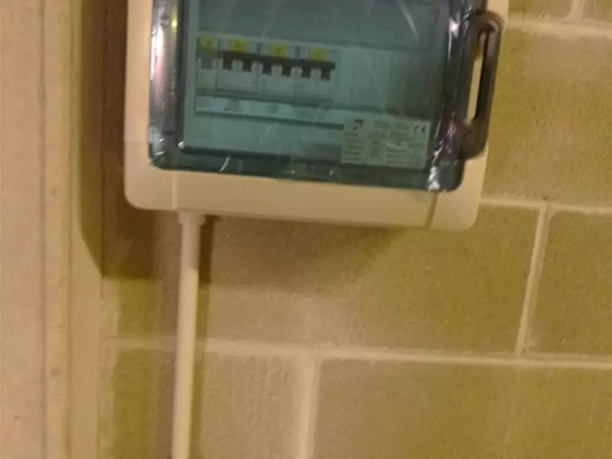 Immagine 4 di Garage in vendita  in VIA DANTE ALIGHIERI a Venezia