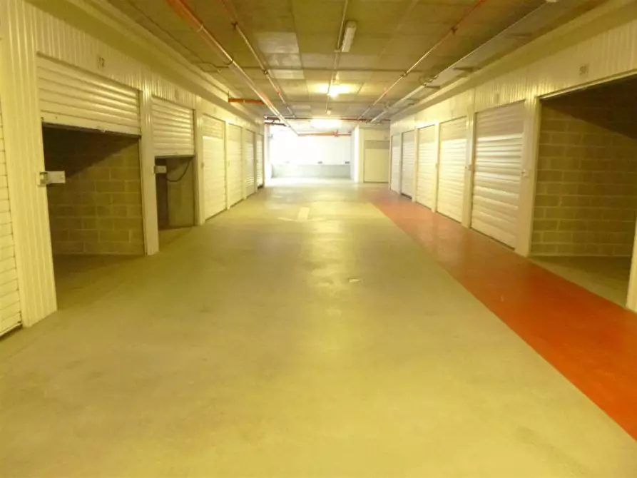 Immagine 7 di Garage in vendita  in VIA DANTE ALIGHIERI a Venezia