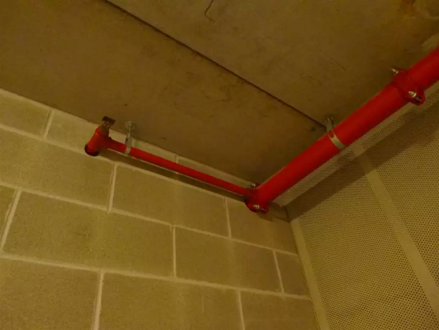 Immagine 8 di Garage in vendita  in VIA DANTE ALIGHIERI a Venezia