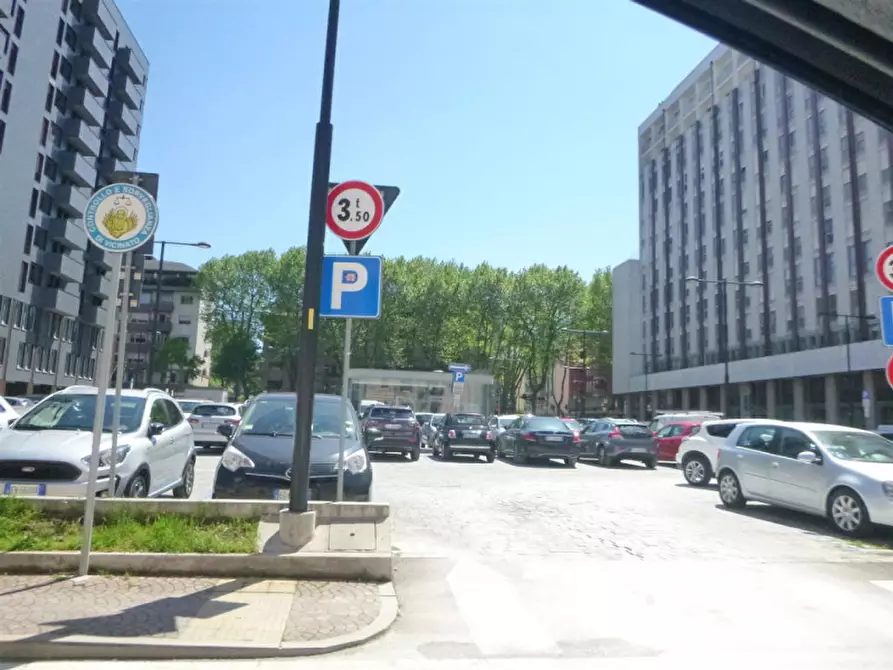 Immagine 10 di Garage in vendita  in VIA DANTE ALIGHIERI a Venezia