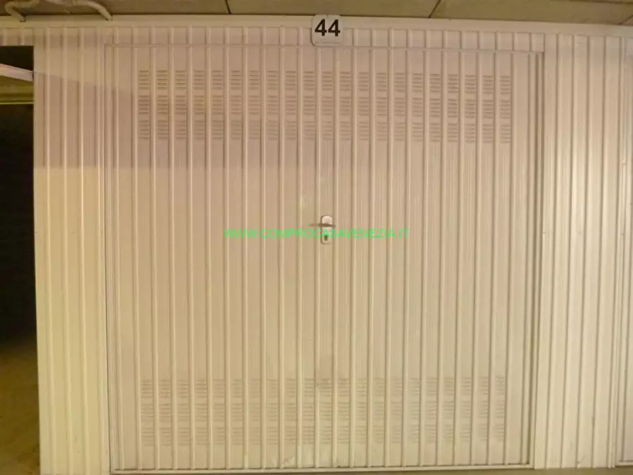Immagine 7 di Garage in vendita  in VIA DANTE ALIGHIERI a Venezia