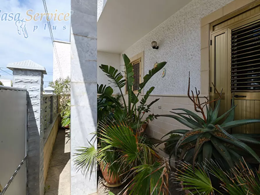 Immagine 6 di Villa in vendita  in Via Tazzoli a Ugento