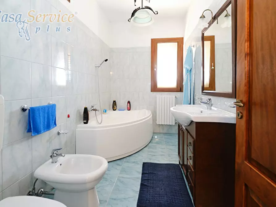 Immagine 20 di Villa in vendita  in Via Tazzoli a Ugento